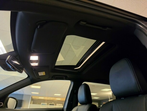 mitsubishi-outlander-plug-in-petrol-2019-big-23