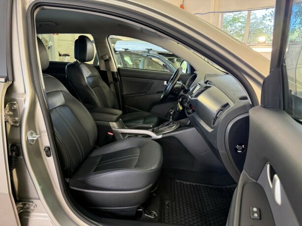 kia-sportage-diesel-2014-big-25
