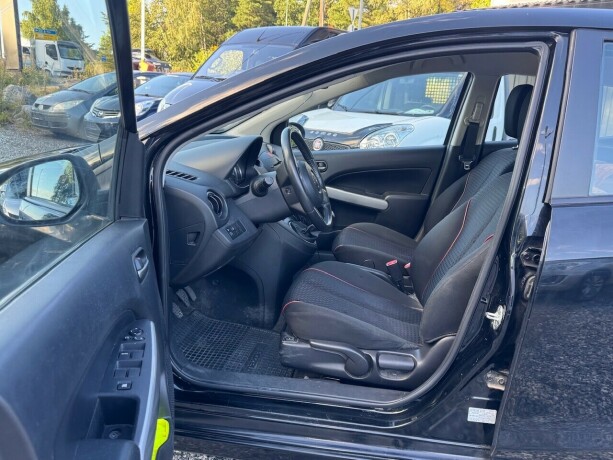 mazda-2-bensin-2012-big-7