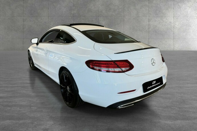 mercedes-benz-c180-bensin-2017-big-3
