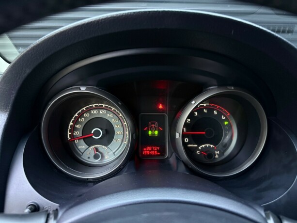 mitsubishi-pajero-diesel-2015-big-12