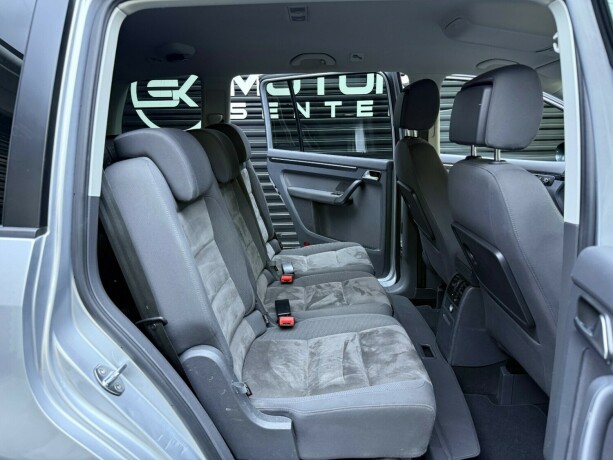 volkswagen-touran-diesel-2015-big-26