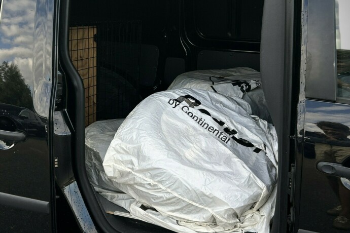 volkswagen-caddy-diesel-2012-big-16