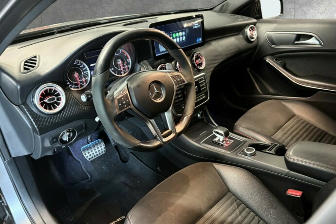 mercedes-benz-a45-bensin-2014-big-9