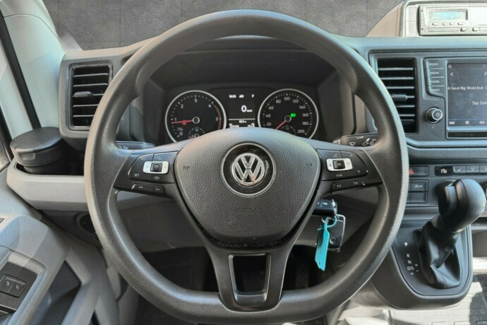 volkswagen-crafter-diesel-2019-big-24