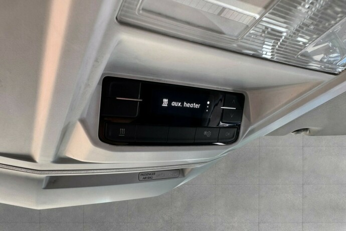 volkswagen-crafter-diesel-2019-big-47