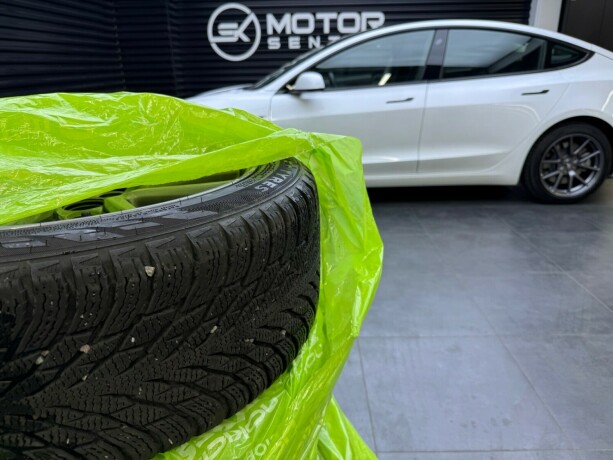 tesla-model-3-elektrisitet-2020-big-30
