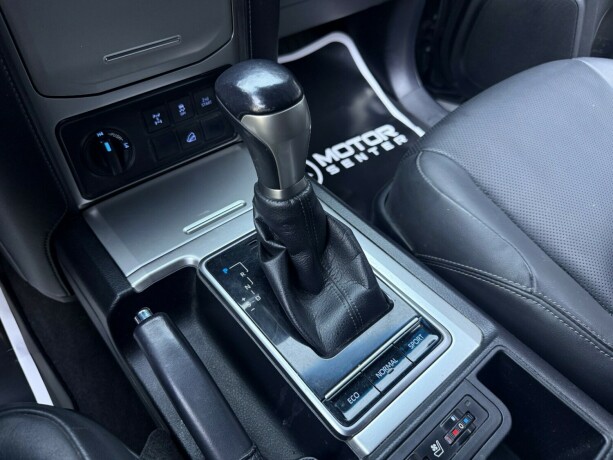 toyota-land-cruiser-diesel-2018-big-21