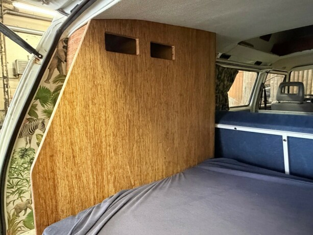 volkswagen-transporter-bensin-1989-big-33