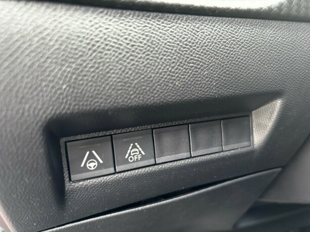 peugeot-2008-elektrisitet-2021-big-16