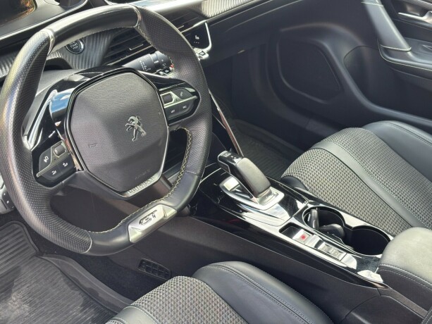 peugeot-2008-elektrisitet-2021-big-11