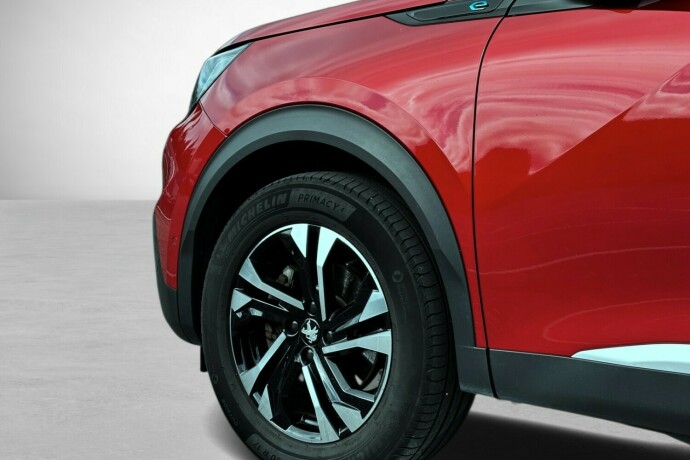 peugeot-2008-elektrisitet-2021-big-6