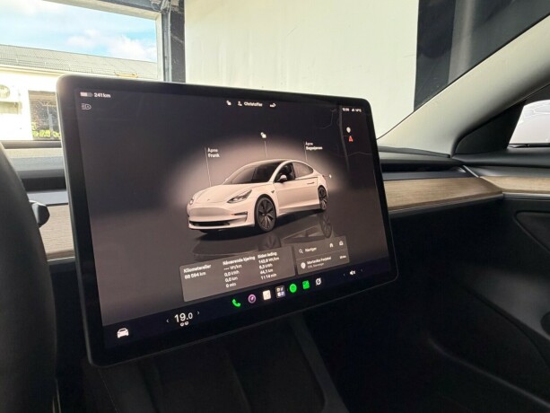 tesla-model-3-elektrisitet-2022-big-19