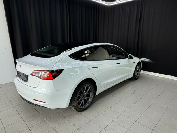 tesla-model-3-elektrisitet-2022-big-8