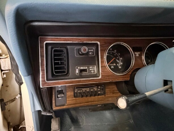 chrysler-cordoba-bensin-1978-big-21