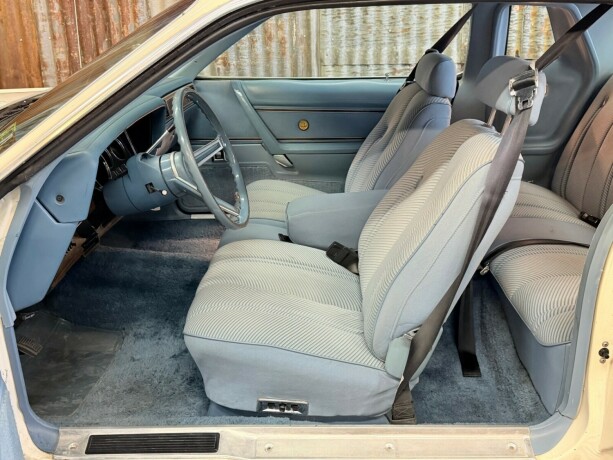chrysler-cordoba-bensin-1978-big-15