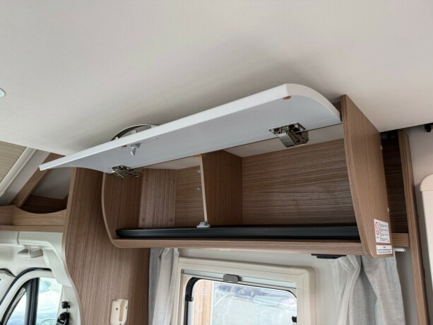 carado-t459-queensbed-senkeseng-truma-eh-stort-kj248leskap-b-f248rerkort-garanti-diesel-2021-big-27