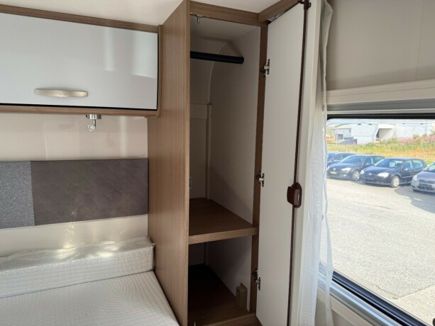 carado-t459-queensbed-senkeseng-truma-eh-stort-kj248leskap-b-f248rerkort-garanti-diesel-2021-big-78