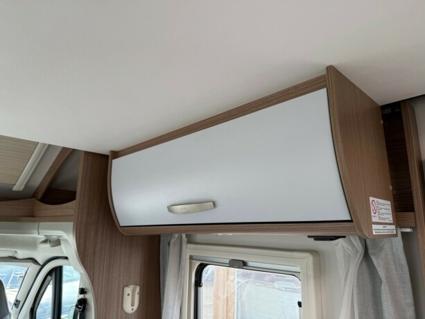 carado-t459-queensbed-senkeseng-truma-eh-stort-kj248leskap-b-f248rerkort-garanti-diesel-2021-big-22