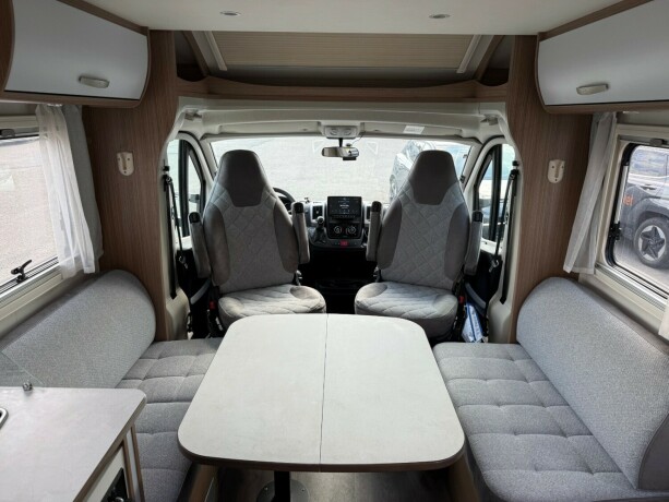 carado-t459-queensbed-senkeseng-truma-eh-stort-kj248leskap-b-f248rerkort-garanti-diesel-2021-big-17