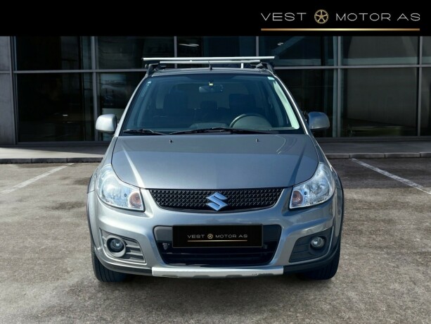 suzuki-sx4-bensin-2010-big-1