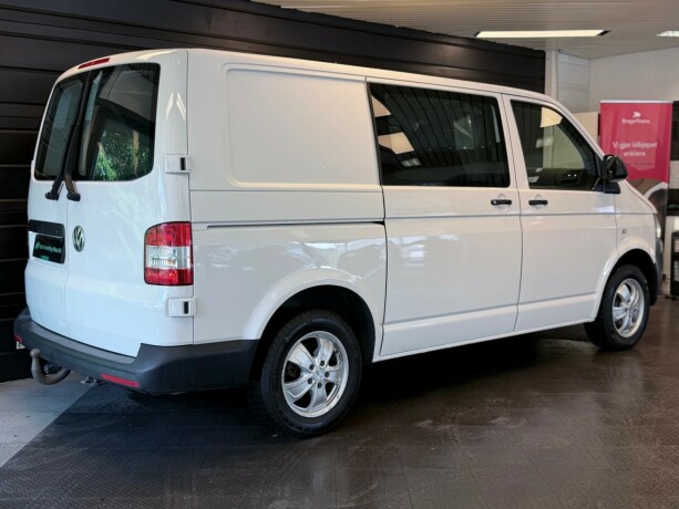 volkswagen-transporter-diesel-2014-big-7
