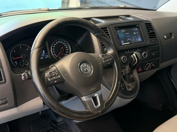 volkswagen-transporter-diesel-2014-big-9