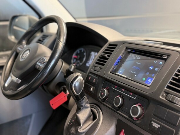 volkswagen-transporter-diesel-2014-big-12