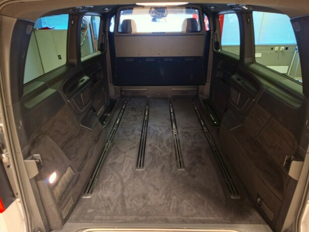 mercedes-benz-v250-d-diesel-2017-big-26