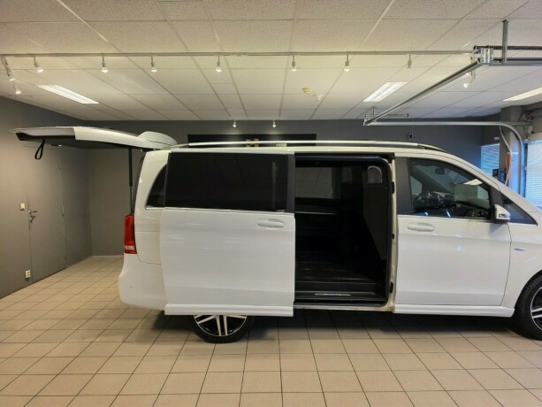 mercedes-benz-v250-d-diesel-2017-big-18