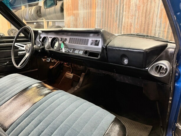 oldsmobile-cutlass-bensin-1967-big-33
