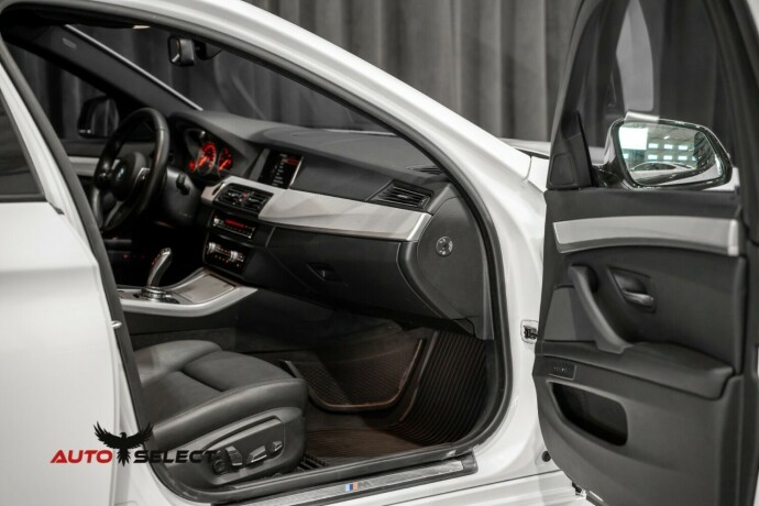 bmw-520d-diesel-2016-big-16