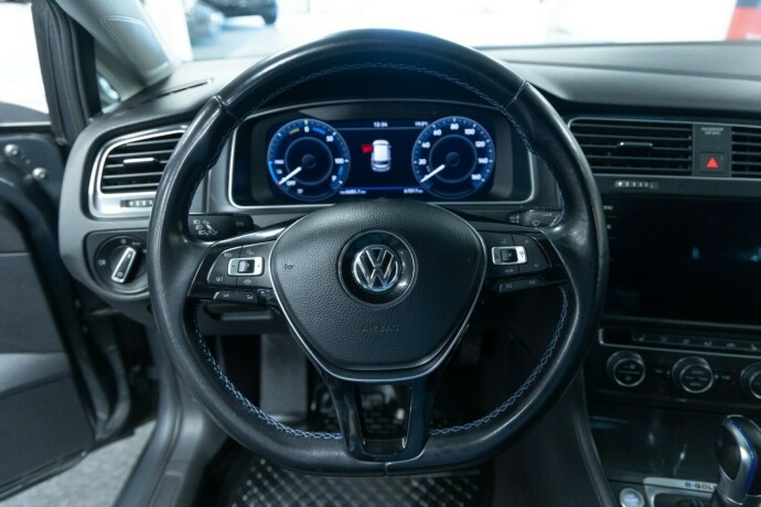 volkswagen-e-golf-vii-elektrisitet-2019-big-10