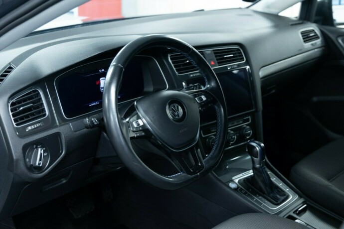 volkswagen-e-golf-vii-elektrisitet-2019-big-5