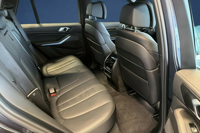 bmw-x5-elektrisitetbensin-2021-big-12