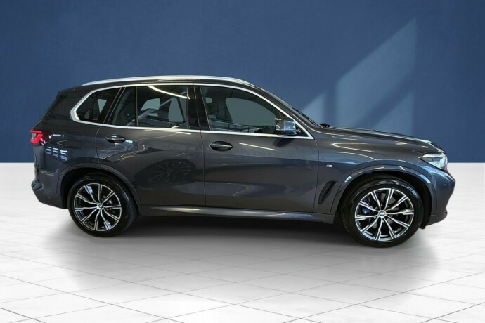 bmw-x5-elektrisitetbensin-2021-big-1