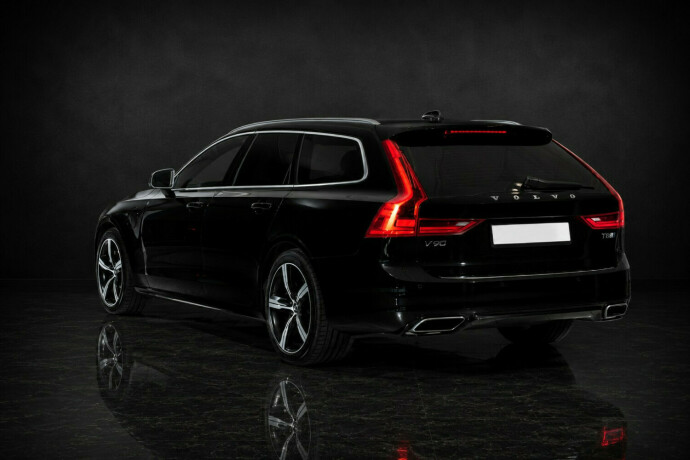 volvo-v90-plug-in-petrol-2018-big-1
