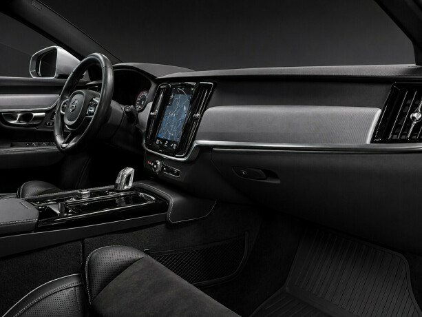 volvo-v90-plug-in-petrol-2018-big-9
