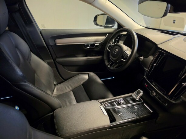volvo-v90-plug-in-petrol-2020-big-14