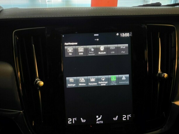 volvo-v90-plug-in-petrol-2020-big-32