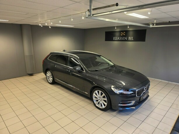volvo-v90-plug-in-petrol-2020-big-1