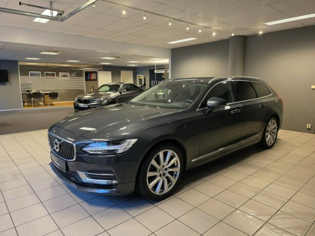 volvo-v90-plug-in-petrol-2020-big-7