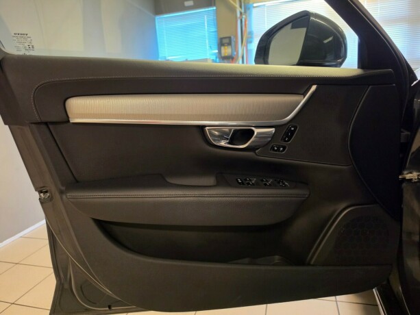volvo-v90-plug-in-petrol-2020-big-22