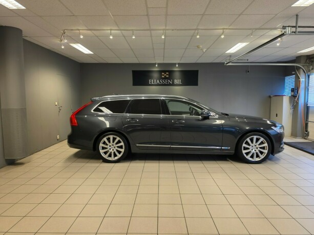 volvo-v90-plug-in-petrol-2020-big-3