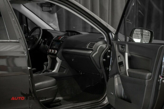 subaru-forester-bensin-2015-big-17