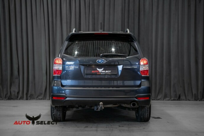 subaru-forester-bensin-2015-big-8