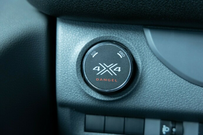 peugeot-expert-diesel-2019-big-12