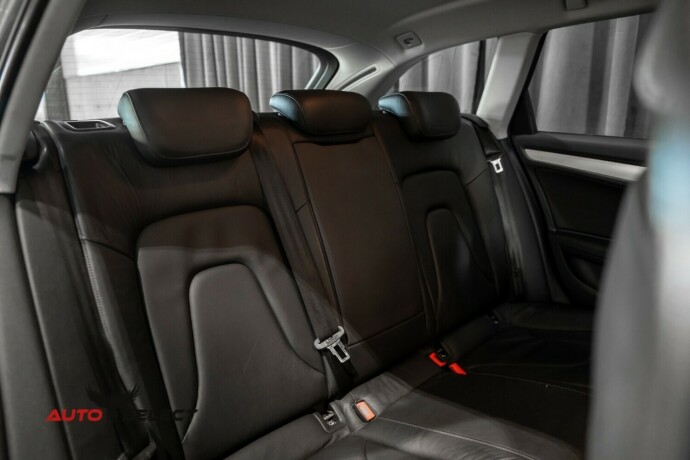 audi-a4-diesel-2009-big-13