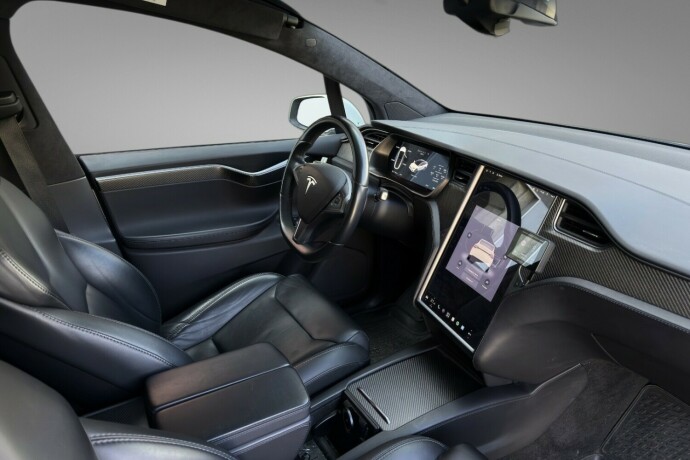 tesla-model-x-elektrisitet-2018-big-11