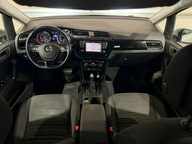 volkswagen-touran-diesel-2018-big-17